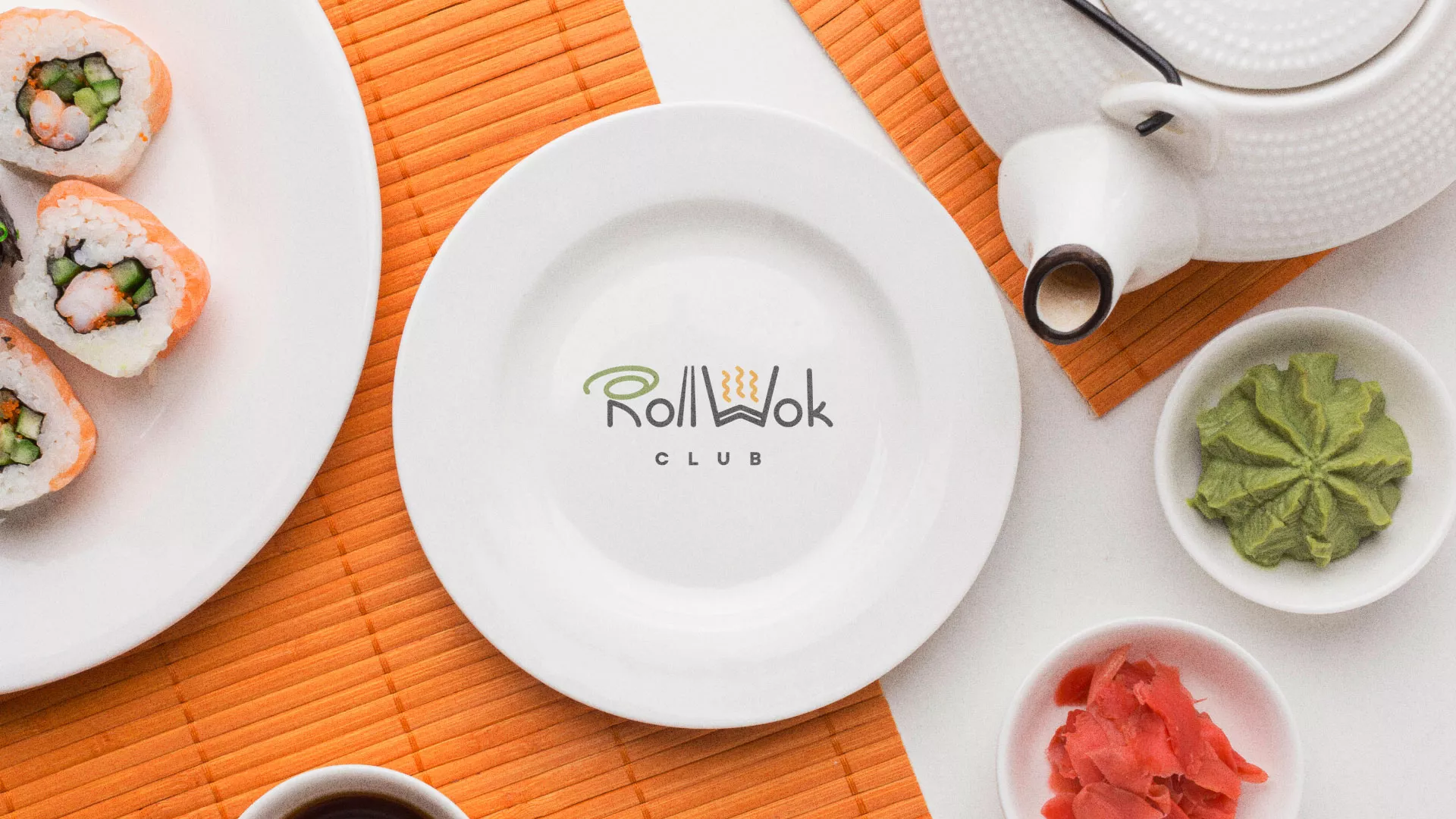 Разработка логотипа и фирменного стиля в Славгороде для суши-бара «Roll Wok Club»